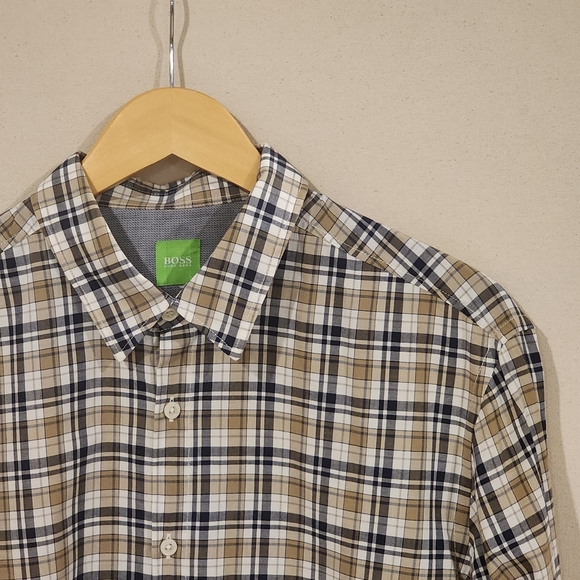 Hugo Boss Other - Hugo Boss Regular Fit Button Down L